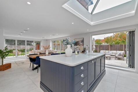 1EllenbrookCres-31.jpg