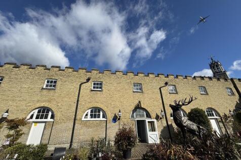 Syon Stables 1.jpg