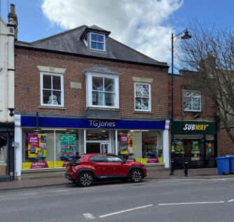 Retail Property (high street) to rent in driffield