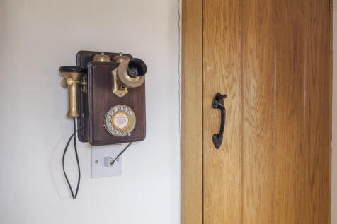 1386021-9-69385e6...