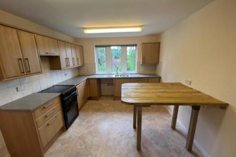 KITCHEN.jpeg
