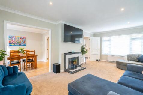 Sitting Room.jpeg