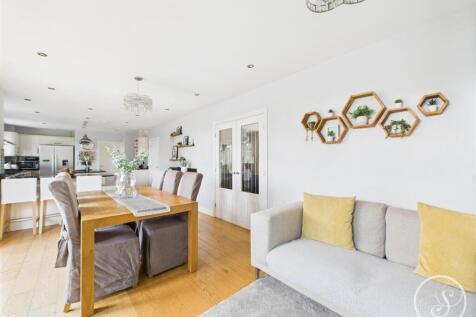 Kitchen/Diner/Family Room