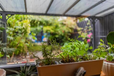 Severn Grove 26-35.jpg