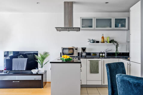 Visage_Apartments...