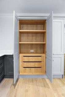 1578342896 - 5 Amberwood Grove -30.jpg