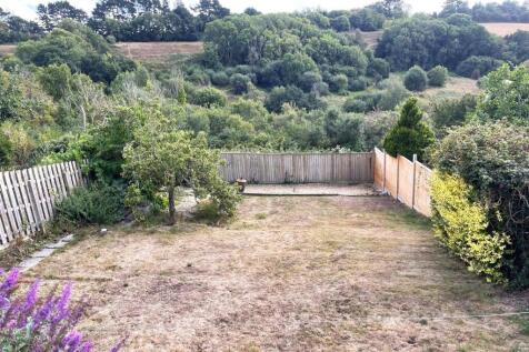Rear Garden & View