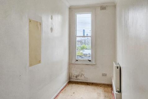 125B Harley Road, Harlesden, London NW10 8AY