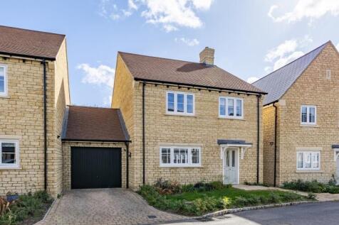2 Olivers Close (3)