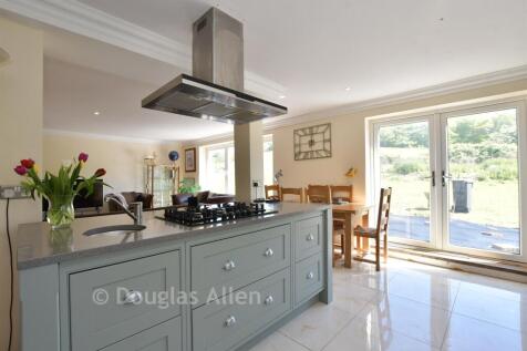 Lounge/Kitchen/ Dining Room