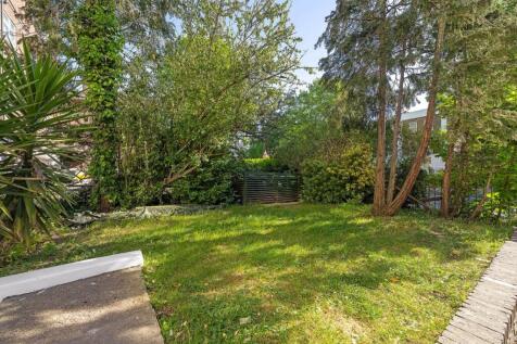 Communal Garden.JPG