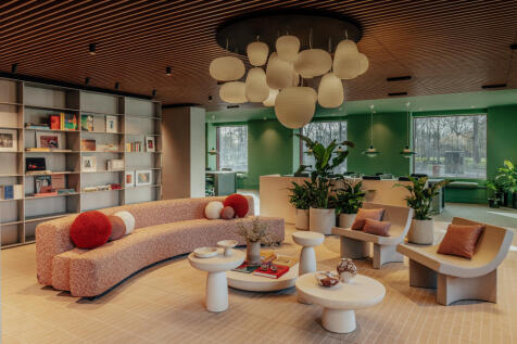 Lobby2.jpg