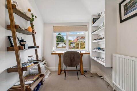 Bedroom/Study