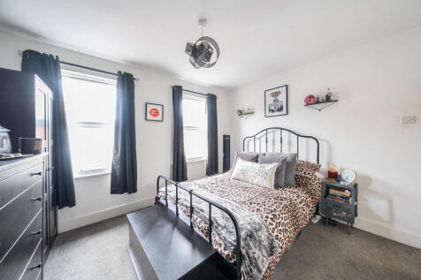 1365966-4-68f236f...