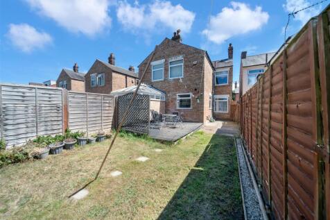 15 Sherrington Rd-07.jpg