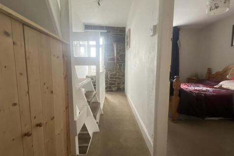 Landing &amp; Stairs