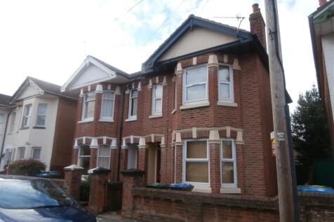 4 Bedroom Semi-Detached in SO15 2GE