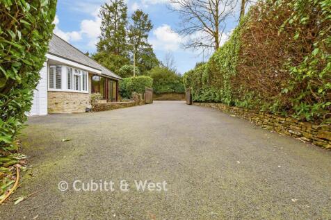 Driveway/Parking