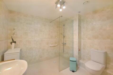 8535934-interior05 (Medium).JPG