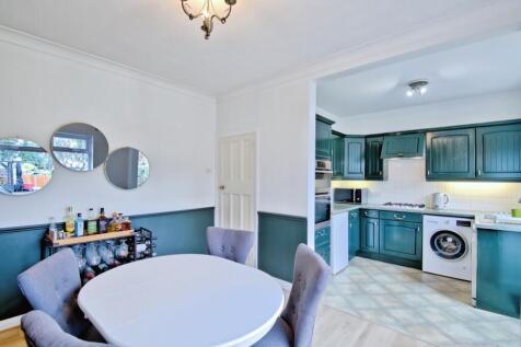 Dining/Kitchen