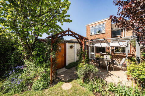 Rear garden angle 3