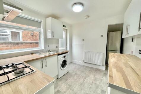 4 Bedroom House in CH1 4JS