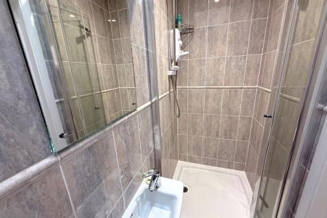 121 Mallon Dene S...