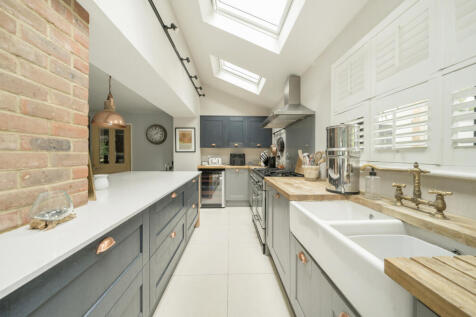 Ample Worktop Space