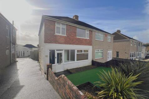WOODFORD AVENUE