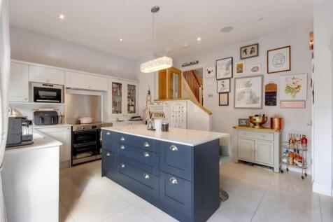 Kitchen/Breakfast Rm