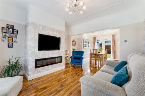 11 MCVINNIE ROAD-29.jpg