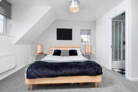 35 Coniston close 36.jpg