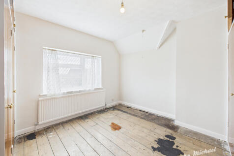 CAM03852G0-PR0437-STILL001