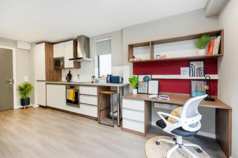 Studio Flat