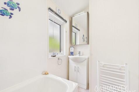 Bathroom in the Delta Cambridge Holiday Lodge at B