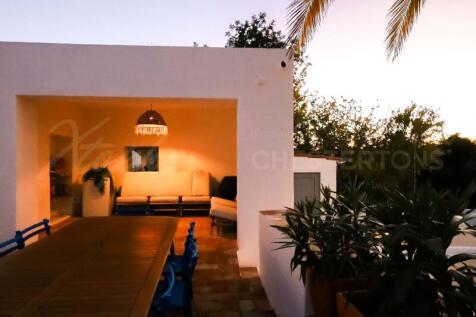 Almancil Fully Renovated 5 Bed Villa For Sale (11)