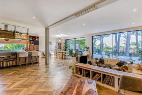 Kitchen/Sitting