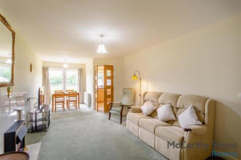 8698443-interior04.jpg