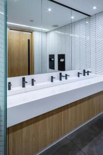 1 Kingsway 4th Floor 14.jpg