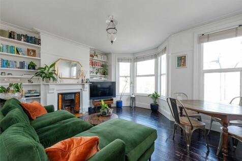 A stylish two bedroom first floor flat close to both Kensal Rise and Kensal Green Stations. With hard wood flooring and original features.
