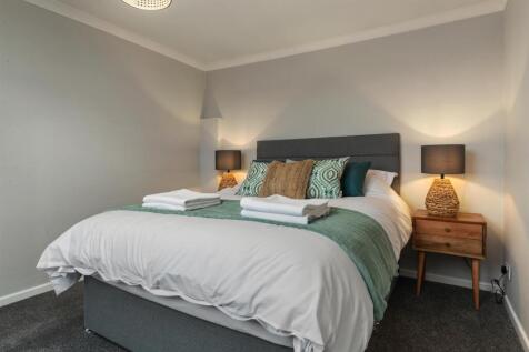 4 Bevlin Hall Saundersfoot -   Final Edits_-2.jpg