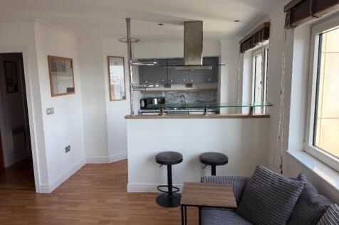 Kitchen/Lounge