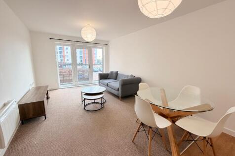 Lounge / diner / Kitchen