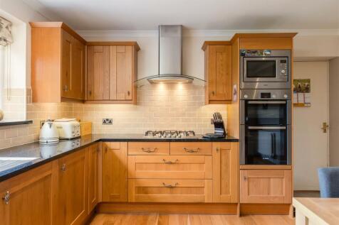 Pasture Lodge Kitchen-4.jpg