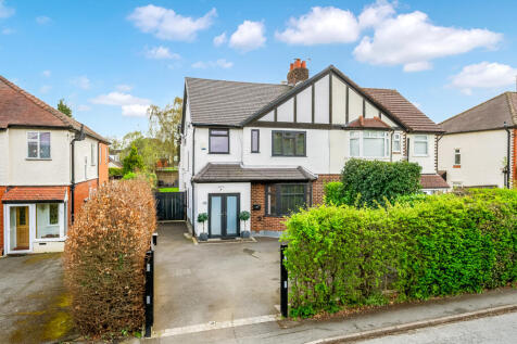 11 Lacey Green