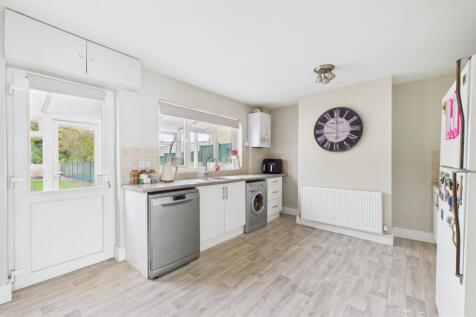 Kitchen Diner- Mark Stephens EweMove Newmarket and