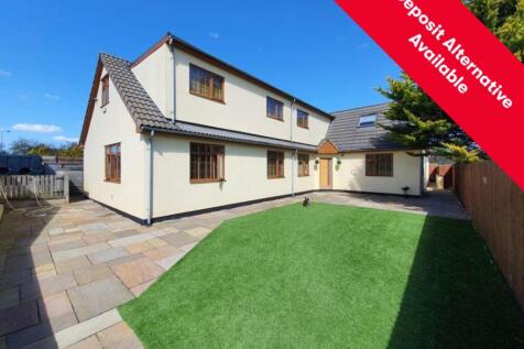 5 double bedroom detached family home available from September set within electric double gates, double garage with office and parking for 4 vehicles. Nutural Colours throughout.