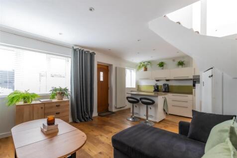 4 Mews Cottage (22 of 25).jpg