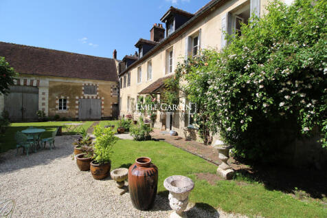 Property Image 1