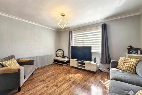 3 Bedroom Semi Detached for Sale